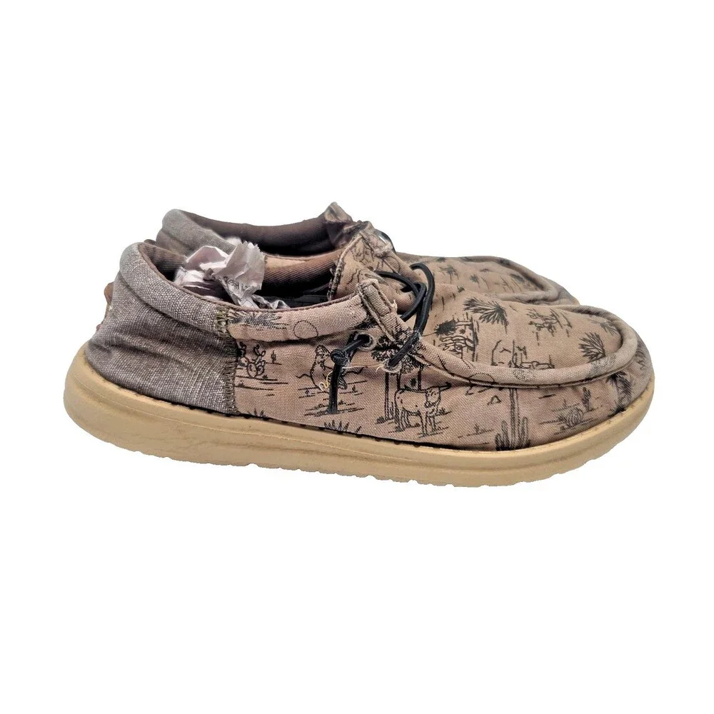 Hey Dude Wally Slip on Canvas Shoes Youth Size 5 Desert Print